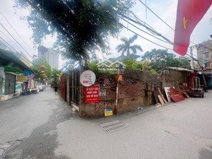 thông - kinh doanh nhỏ - vài bước chợ đồ cổ