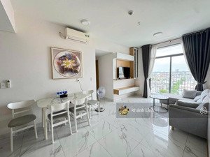 chính chủ cần bán nhanh căn hộ vĩnh hội - quận 4 - dt 62 m2, 2pn, 2wc, tầng trung, rộng rãi mát mẻ.