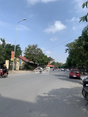 bán lô đất vị trí vip khu phước thiện kinh doanh ngày đêm dt:140m2 mt:7m sát vinhomes.giá 17 tỷ