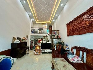 cần bán gấp - nhà 3 tầng - hẻm xe hơi - dt 70m2 - phú thuận - quận 7 - nhỉnh 6 tỷ