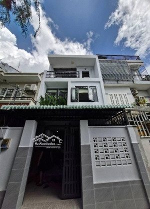 nhà 3 tầng full nội thất - tam bình thủ đức - hxt tránh