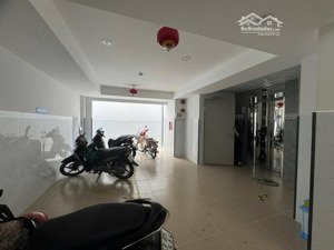 tân bình -âu cơ -chdv cao cấp đầy đủ nội thất mới -106m nở hậu 8,5m - 6lầu thang máy - hẻm xe tải