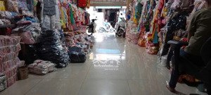 mặt tiền kd 100m2 đường hồng lạc khu bàu cát tân bình hạ giá gần 3 tỷ còn 15 tỷ thương lượng.