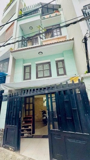 nhà vỉnh hội q4- 5 lầu đúc - 57m2- ko qh- giá 6 tỷ nhỉnh