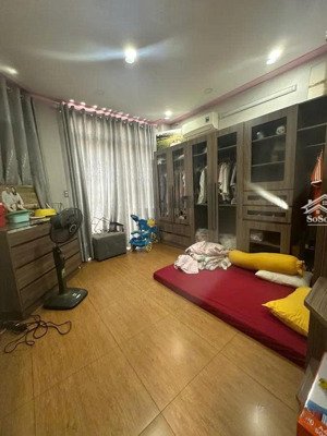 bán nhà trần thái tông cầu giấy gàn đh quốc gia 54m 5 tầng. giá 10.5 tỷ