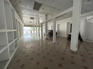 cho thuê văn phòng kinh doanh/bưu cục chuyển phát nhanh tại nguyễn văn linh, 200m2