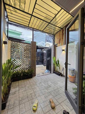 bán nhanh nhà 2 tầng trung tâm thành phố tại kiệt 149 lê đình lý trung tâm hải châu.