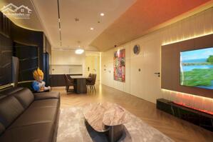 CC bán gấp căn hộ chung cư Hateco Huỳnh Thúc Kháng 101m2 full nội thất, 13, x tỷ (HH 150tr)