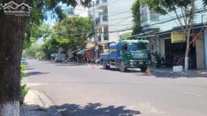 Cần bán nhà hẻm Phùng Hưng chỉ 5 phút đi bộ ra Biển