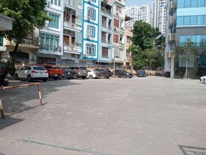 siêu hiếm;nhà mặt phố trần duy hưng-trung tâm cầu giấy-lô góc 5 tầng -kinh doanh sầm uất giá 28 tỷ