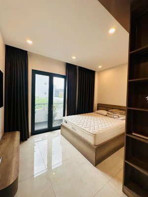 hot! nhà đẹp tháng ngâu giá cực tốt. 40m2 nguyễn văn lộc mỗ lao, oto qua
