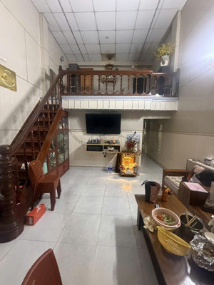 bán nhà gác lửng phố tây sát biển mỹ khê kiệt chế lan viên