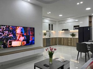 căn hộ diện tích rộng 88m2, 3pn 2wc , nhà đẹp đang hợp đồng thuê 19tr/tháng. lh 