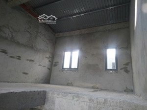 bán nhà 1 trệt 1 lầu giá 2 tỷ 5 long an