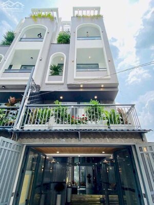 BÁN NHÀ HXH THÔNG XÂY MỚI 4X16 full nội thất 8ty