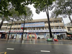 mặt tiền nguyễn chí thanh - quận 10- 4 tầng - 54m2 - giá 20.7 tỷ