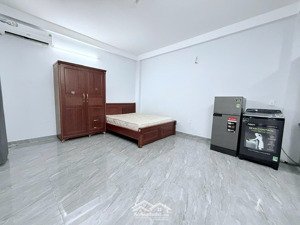 căn hộ studio full nội thất, máy giặt riêng, hẻm ô tô, ngay đối diện svđ phú thọ, gần ueh b q10