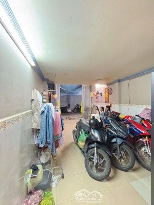 đường trên đường bình trị đông 3 tầng lầu .giáp khu tên lửa .giá chỉ có hơn 3 tỷ tìm đâu ra