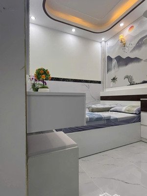 chính chủ cần bán nhà 240m2, 3 tầng, 20 tỷ đường nghĩa phát, p.6, q. tân bình. lh 