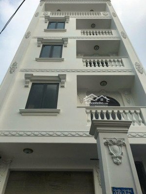 chdv 5 tầng + thu nhập tốt , hẻm xe hơi thông tứ hướng