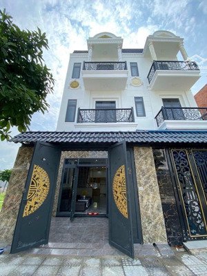 bán nhà đẹp khu dân cư hoàng nam phường phú hoà 