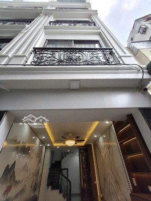 bán nhà mới đẹp gần phố hồ tùng mậu, mai dịch, lô góc thoáng, ngõ rộng 3m. dt 40m2x5tầng giá 7.4 tỷ