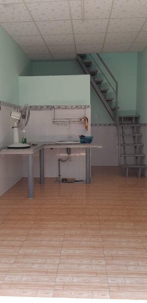cho thuê nhà trọ 40m2, cách aeon binhfduong 1km, giá 2.3tr/tháng