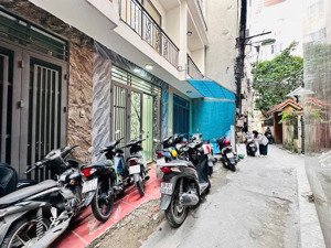 nhà đẹp 5 tầng gần phố giá tốt bán nhà mới hồ tùng mậu gần cầu giấy 36m²4pn rộng 8tỷ sổ hoa hậu đẹp