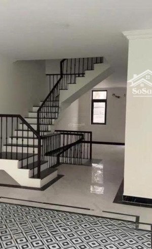 chủ nhà cắt lỗ biệt thự hoàn thiện sao biển căn ngoại giao, vị trí đắc địa chân sảnh chung cư