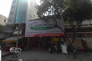 cho thuê nhà mt điện biên phủ, p11, q10. dt 7.4x10m, mb lối đi riêng. giá 25tr/tháng. lh 