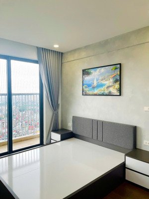 bán căn 3pn thoáng đẹp ngay cạnh kepler giá chỉ 68tr/m