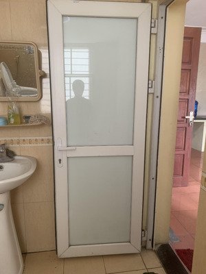 cho sinh viên thuê phòng khép kín đầy đủ tiện nghi, nhà mặt phố