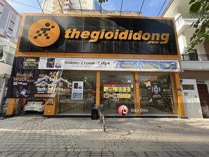 cho thuê nhà mặt phố dịch vọng hậu 200m2 x 2t mt: 10m. giá: 58tr/tháng kd mọi mô hình