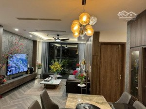 chính chủ gửi bán căn hộ cao cấp 3pn-view cực thoáng tại ss city. liên hệ 