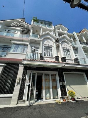 bán nhà đường số 1 lý phục man,phường bìnhthuận, quận 7,,3pn kinh doanh tốt,dt:4x22m,giá:11,4ty