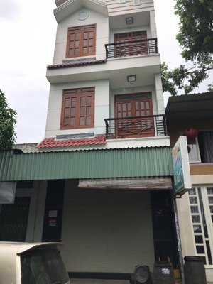 nhà 3 tấm và 2 dảy trọ úp mặt vào nhau, chiều ngang 14m tại khu kính nổi giá ngộp