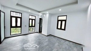 chuyển nhượng căn góc hoàng huy reverside . lh 