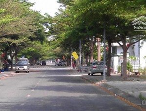 đất trí kiệt - khang điền quận 9, lô góc biệt thự 2 mặt tiền, 267.5 m2 giá 76 tr/m2.. 