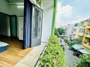 căn hộ 2 phòng ngủ tách bếp bancol đón nắng full nội thất ởchu văn an 60m2 giá 6tr - 8tr5 - 10tr5