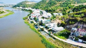 hàng hiếm độc, duy nhất 1 lô ngang 10mx15.5m. giá bán: 6 tỷ 150tr.