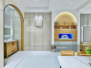 bán gấp - nhà mới - 20m ra hxh cách mạng tháng tám - quận 3 - dt 4.5x7m - 2pn - giá 3,69 tỷ