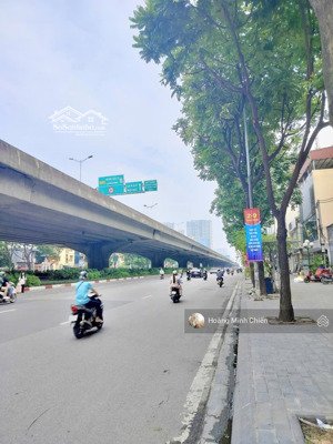 bán nhà phân lô ngụy như kon tum-ô tô tránh, 90m², giá chỉ 28 tỷ