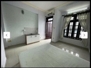 phòng mới toanh đẹp 100% gần gigamall ở ngay không cần suy nghĩ! cửa sổ lớn mát, máy lạnh 4tr5