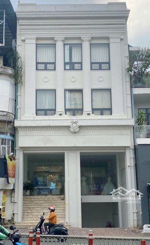 156m2 (9x15) nở hậu - mặt tiền kinh doanh phan đình phùng, giáp q1 - 5 tầng 43 tỷ thương lượng.