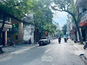 bán nhà mặt phố số 44 nguyễn công hoanvị trí vàng trung tâm ba đình.dt 102m