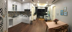 chính chủ cần bán chcc tại imperia garden - 2n2w - giá 6,95 tỷ - dt 66m2 - full nội thất - sẵn sổ