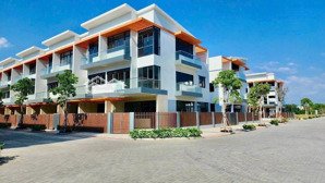 bán căn đường số 1 trục cổng giá 4,150 tỷ(100%). vị trí đẹp, giá tốt nhất thị trường hiện nay.