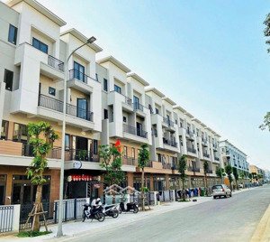 duy nhất 1 căn giá tốt không tưởng,đối diện chung cư