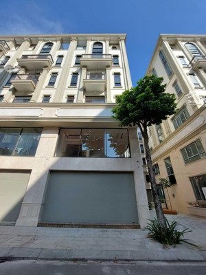 cho thuê nhà kđt him lam vạn phúc - tố hữu. dt 93m2, 7 tầng thông sàn, thang máy. có pccc