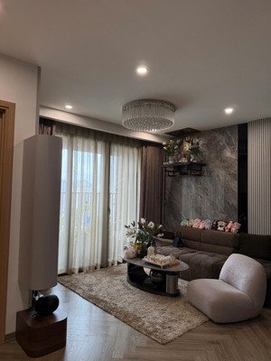 rẻ đẹp nhất phân khúc, nhỉnh 7 tỷ sở hữu căn hộ 2n full đồ tại bonaza 23 duy tân, trung tâm cg